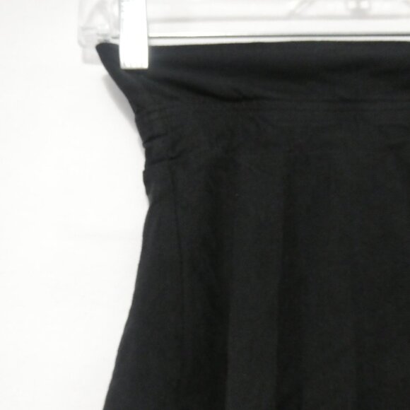 OLD NAVY BRAND | small | Black Skorts - Picture 3 of 15